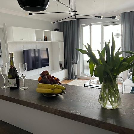 Celebryta - Apartament Apartment Ustronie Morskie Ngoại thất bức ảnh